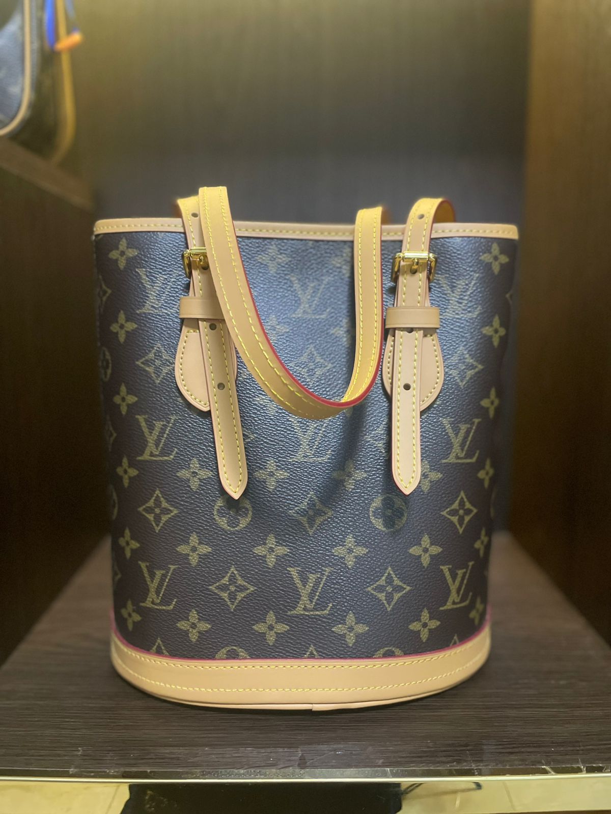 PETIT BUCKET super master real leather