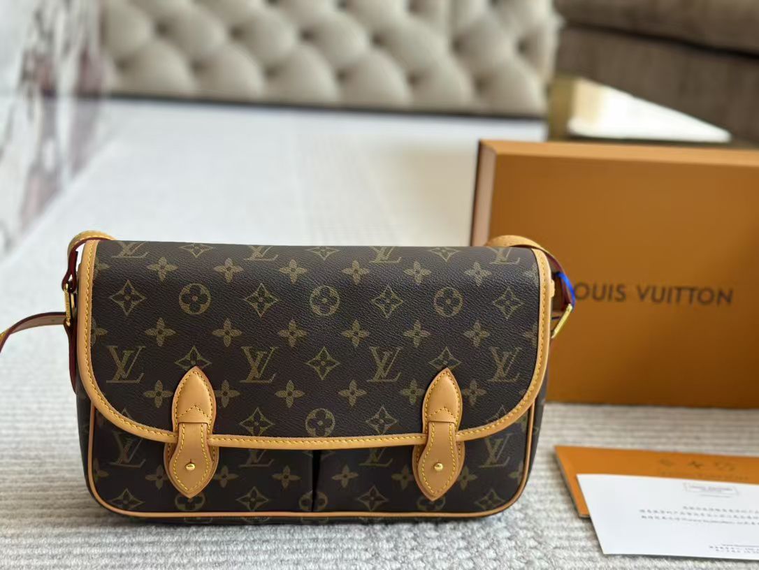 GIBECIERE 27CM super master real leather