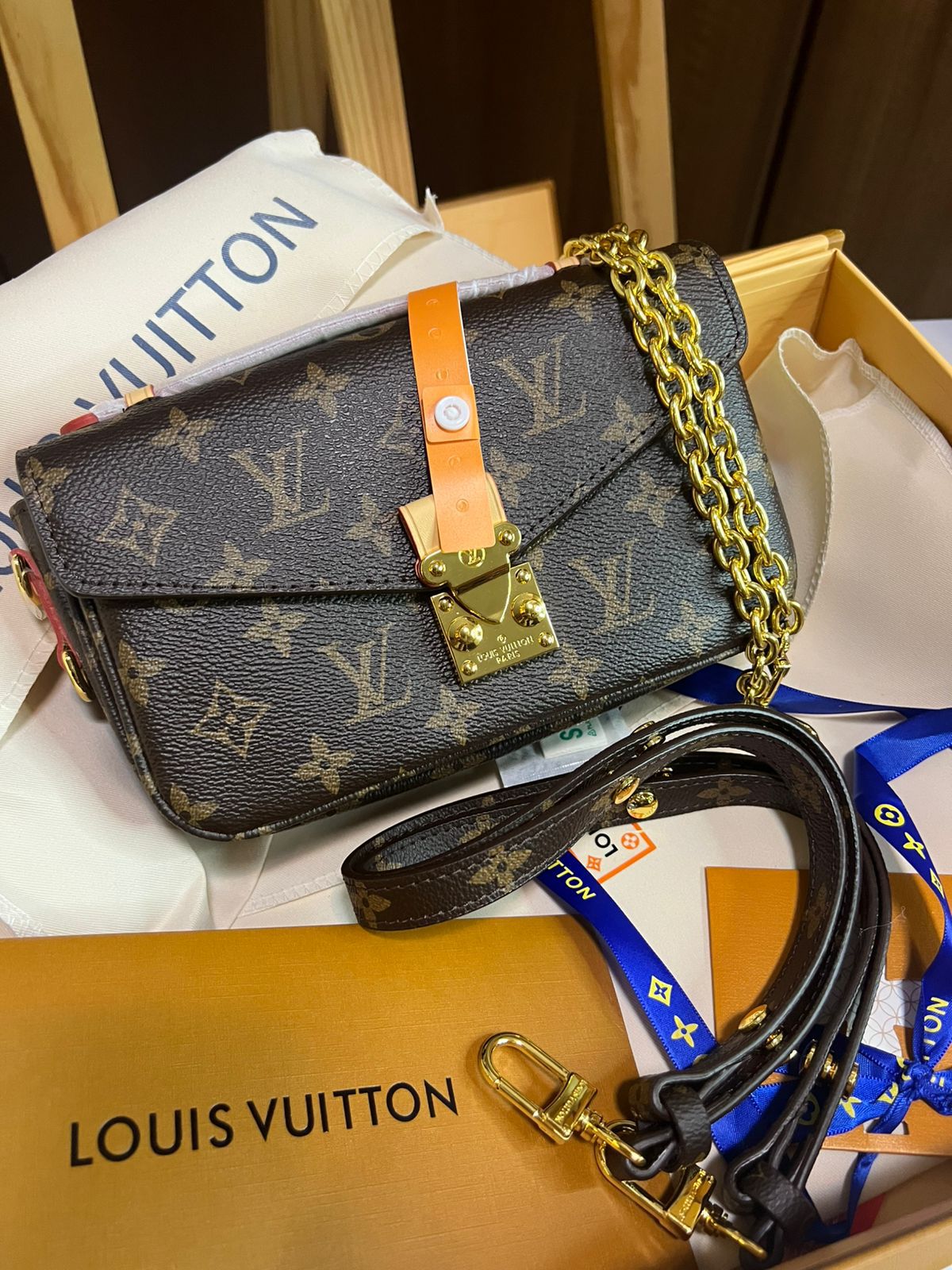 LV POCHETTE METIS EAST WEST MINI super master real leather