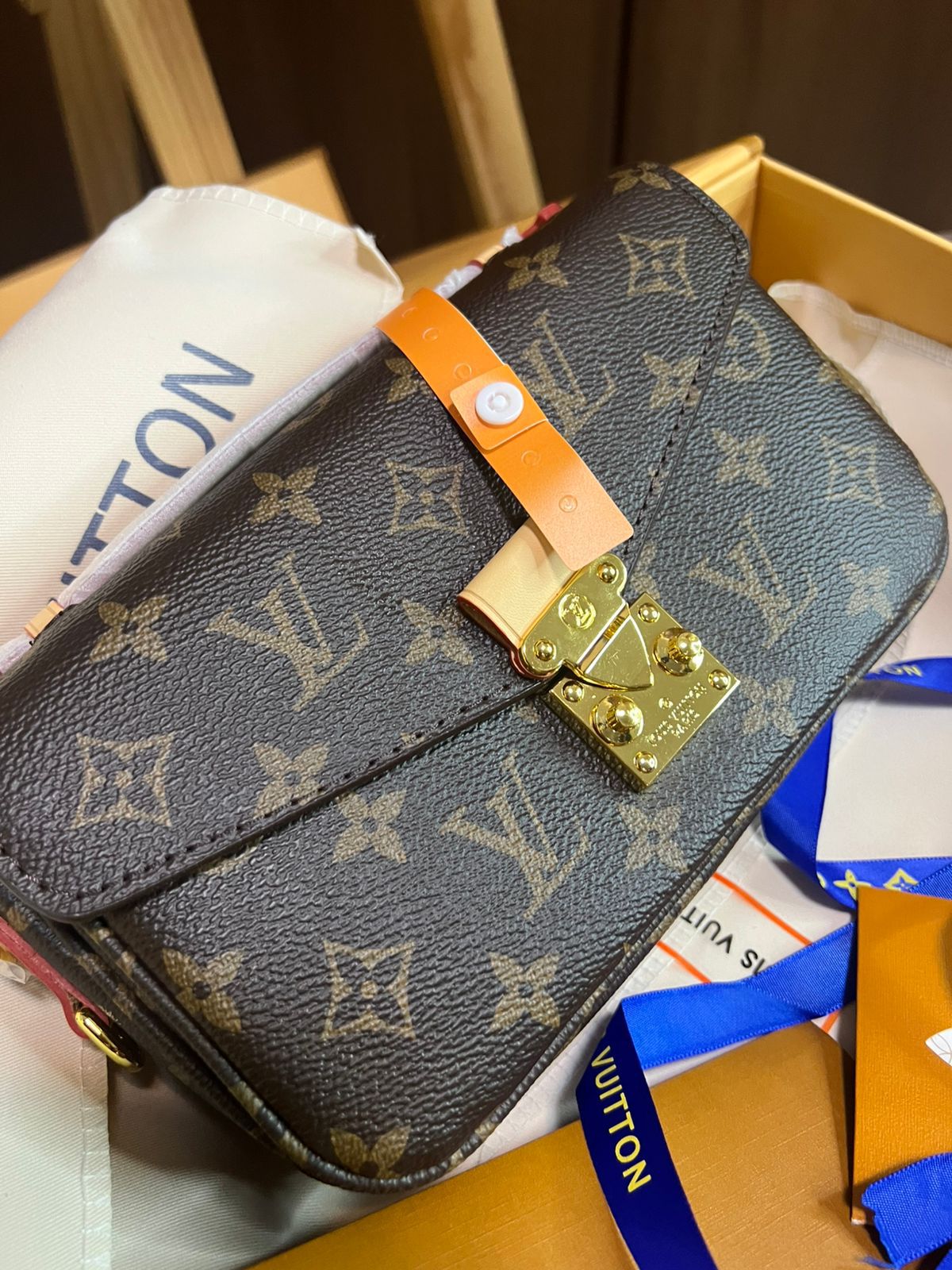 LV POCHETTE METIS EAST WEST MINI super master real leather
