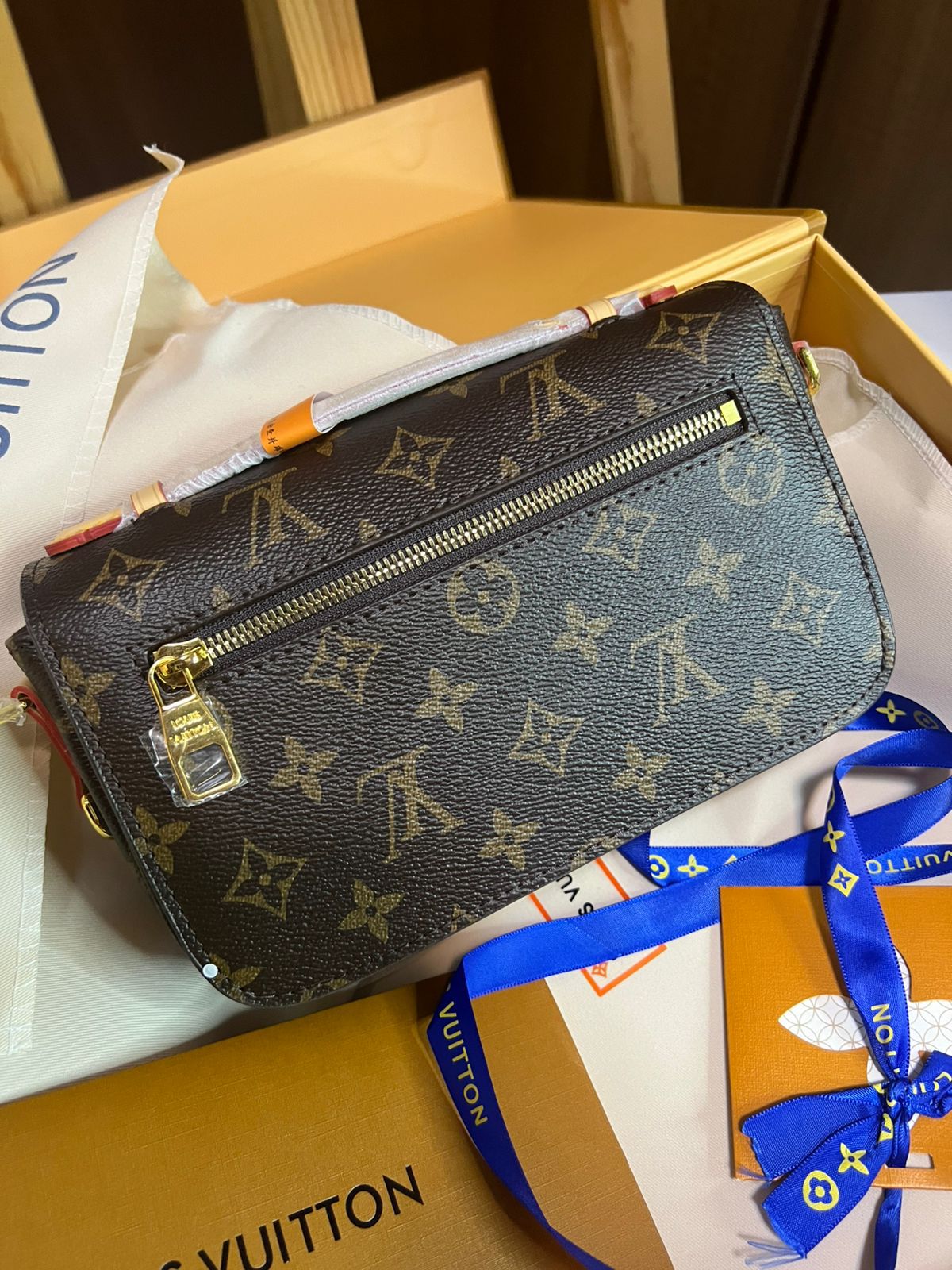 LV POCHETTE METIS EAST WEST MINI super master real leather