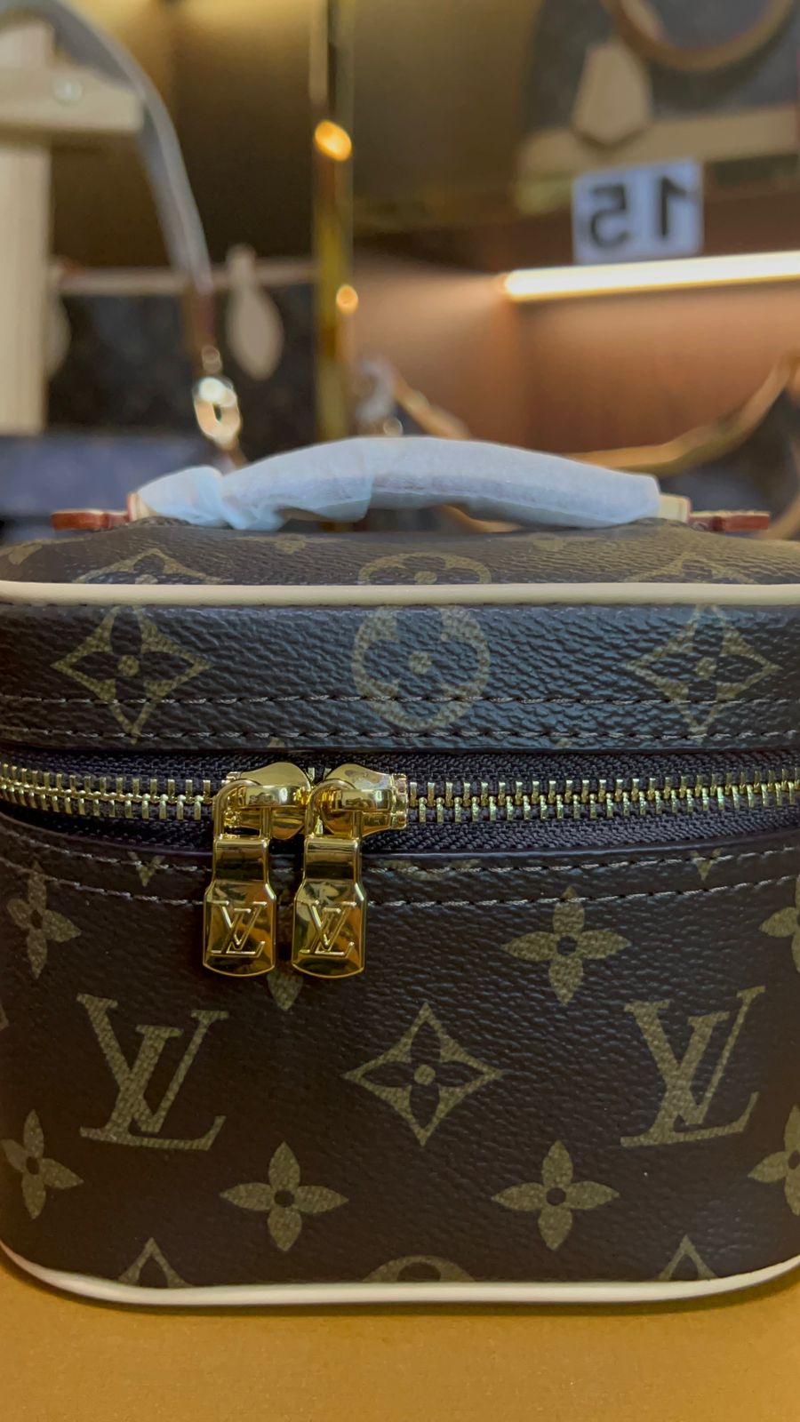 VANITY 16 NANU super master real leather
