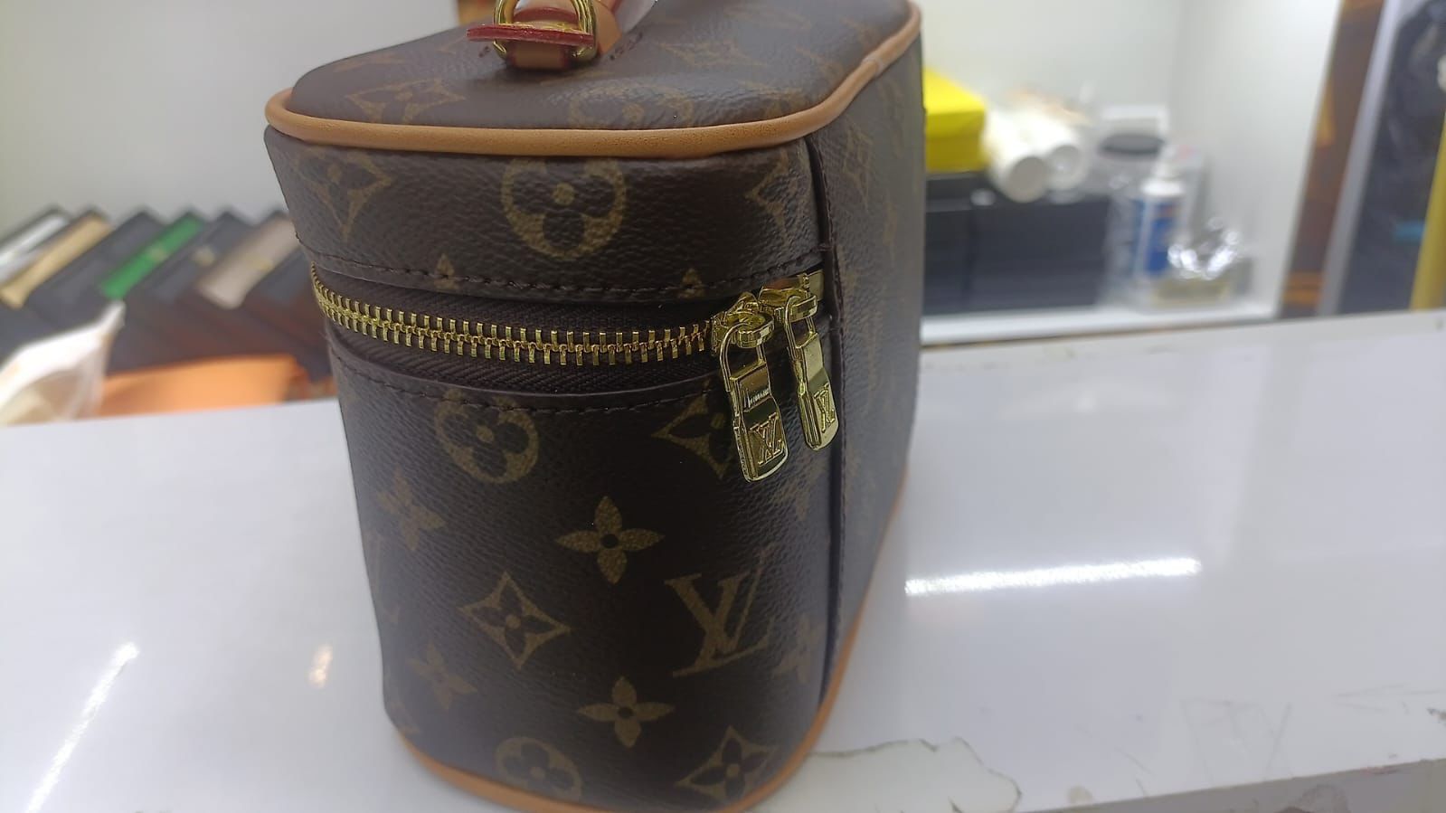 VANITY 20CM super master real leather